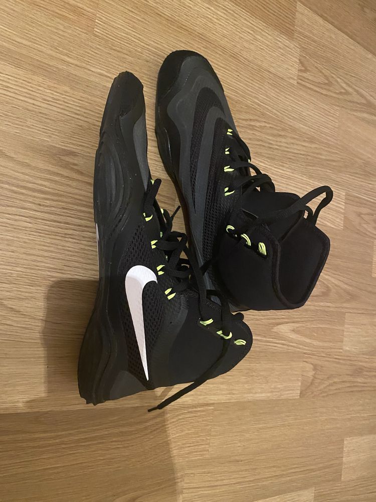 Nike Hypersweep 46