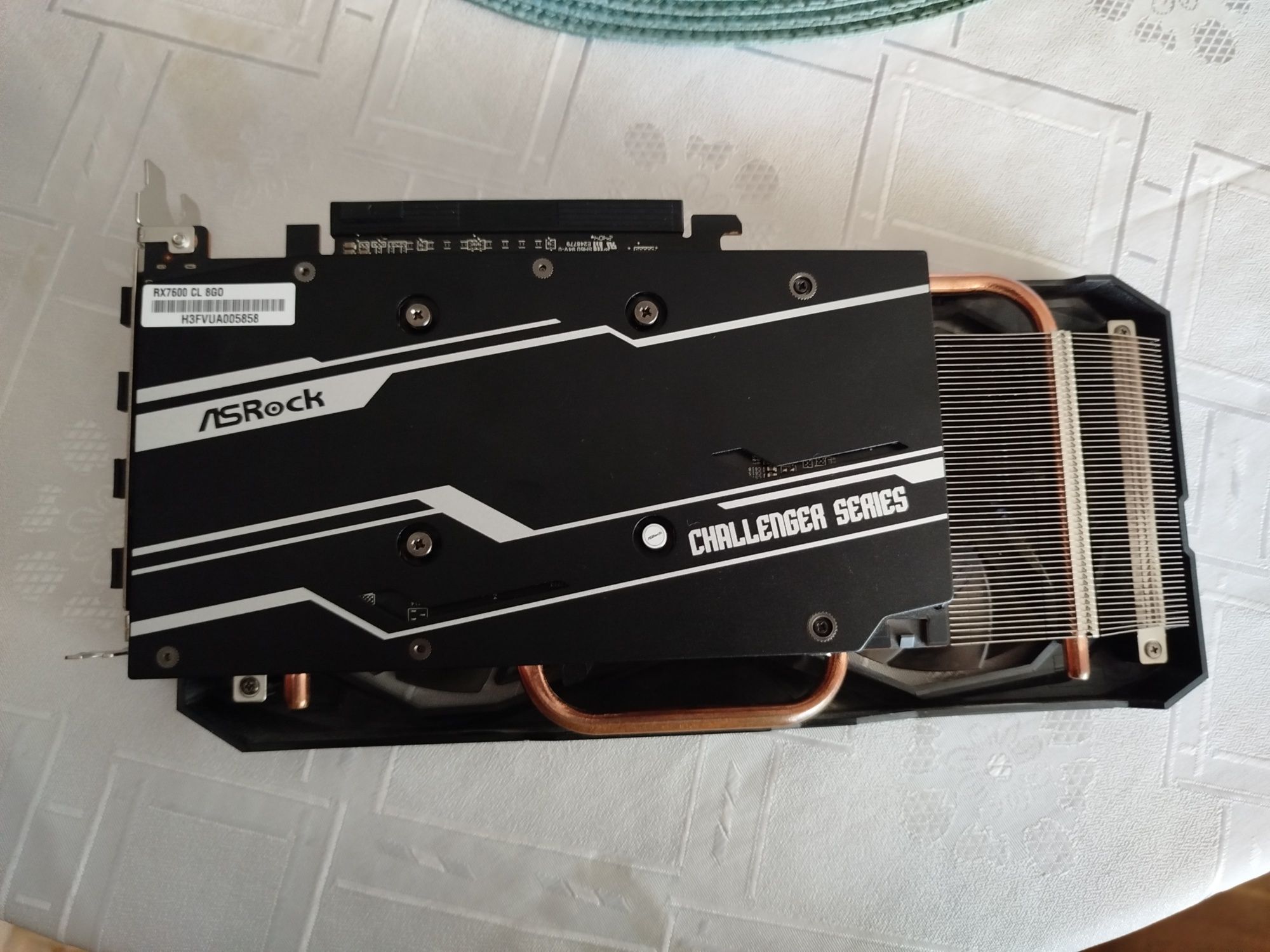 RX7600 challenger edition 8gb