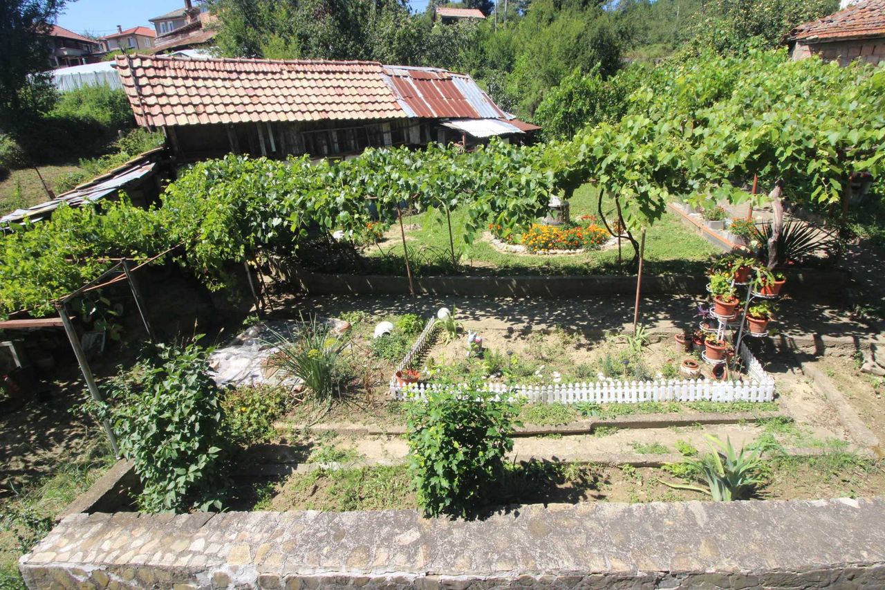 Продава се Етаж от къща в Габрово, Беленци - 94 кв.м за 809 €/кв.м - Снимка #17