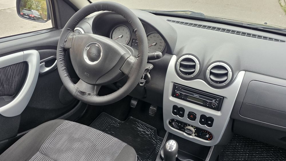 Dacia Sandero/Benzină/AC/Servo