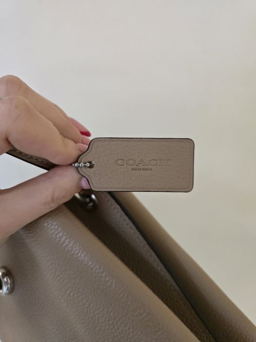 Чанта Coach естествена кожа