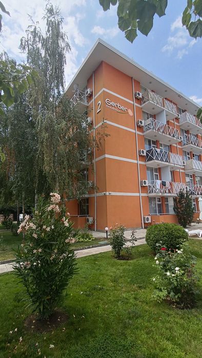 Студио за продажба