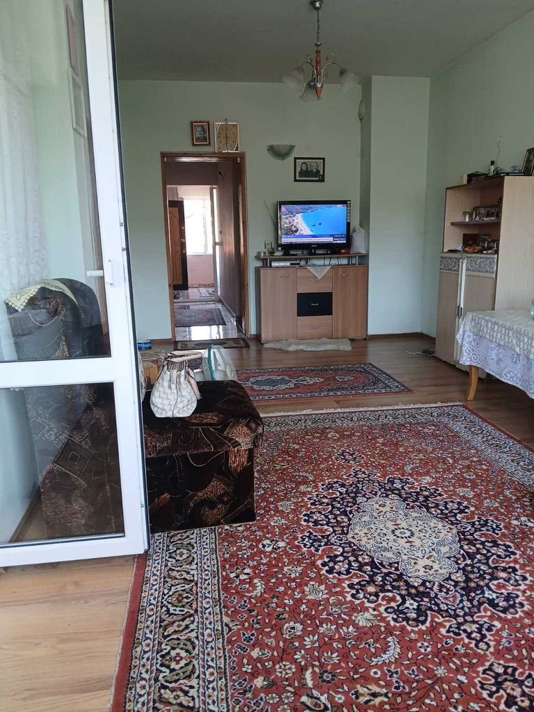 Продава се Четиристаен апартамент в Велики Преслав - 105 кв.м за 593 €/кв.м - Снимка #5