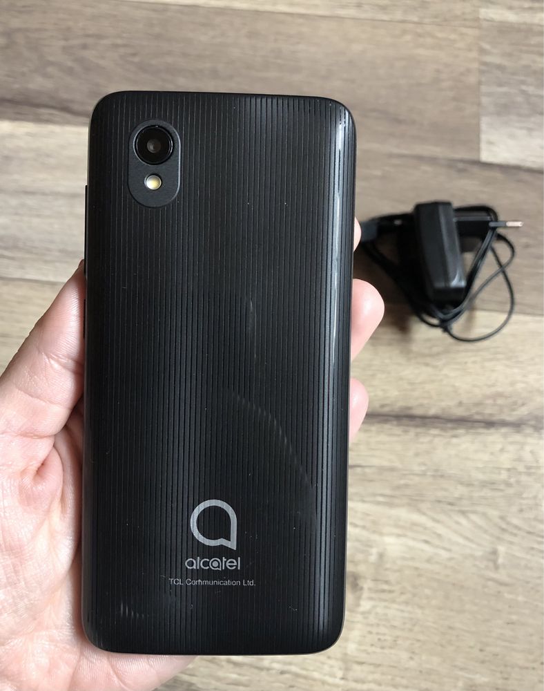 Telefon alcatel 1 nou