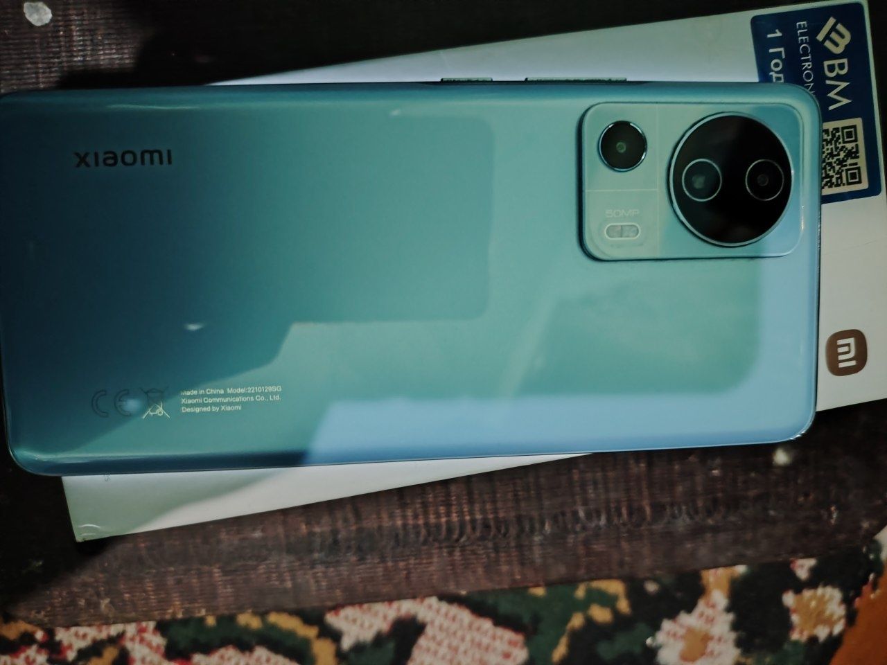 Xiaomi 13 lite xotira 8+8 128
