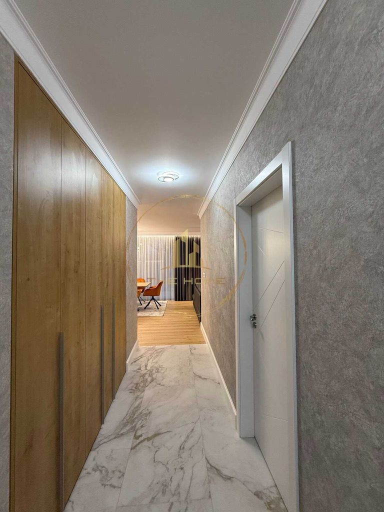 Дава се под наем Тристаен апартамент в Варна, Чайка - 109 кв.м за 1300 € - Снимка #7
