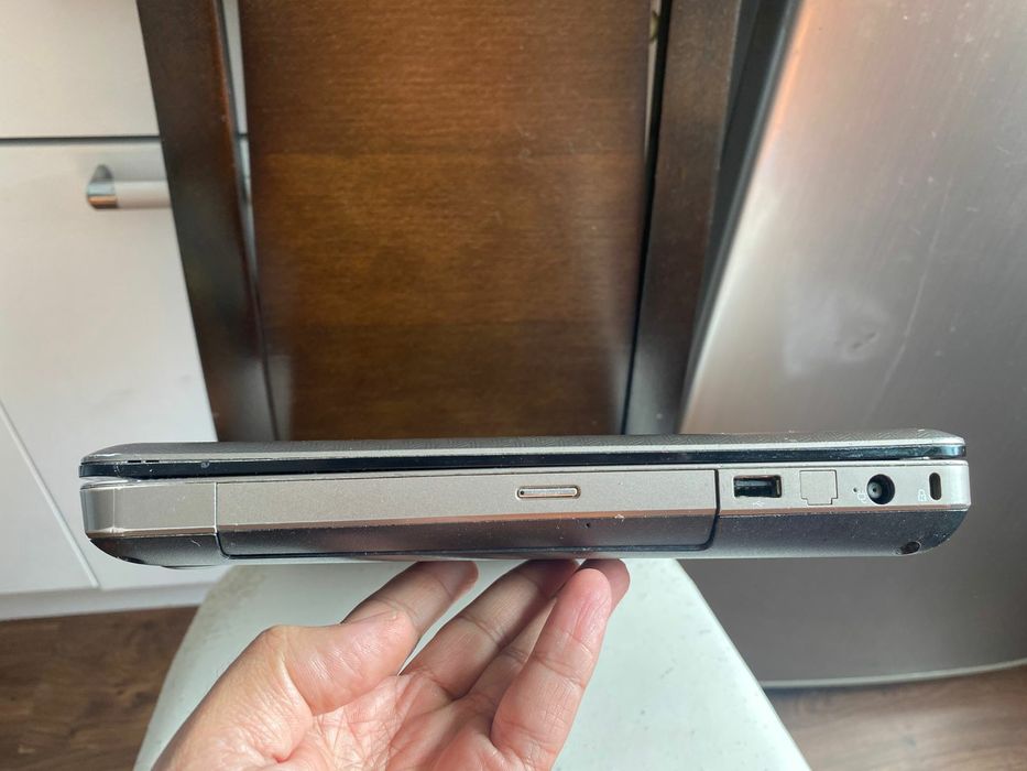 HP intel core i3/две видеокарты