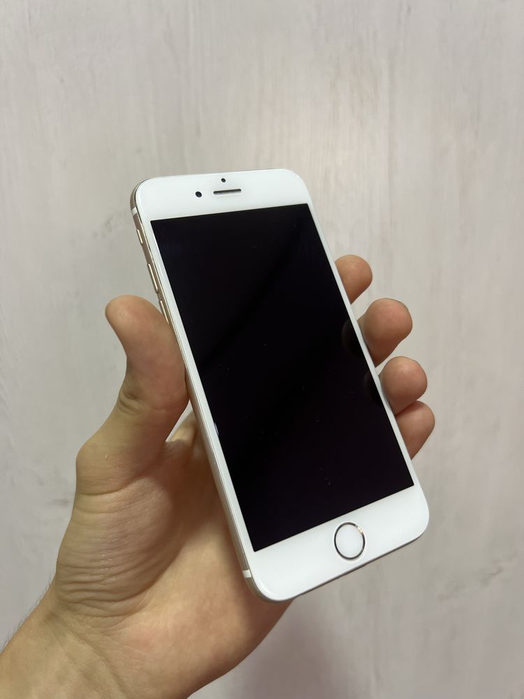 IPhone 6 64 gb gold Идеально работает