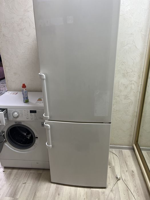 Холодильник Vestel очень хорошем состояний