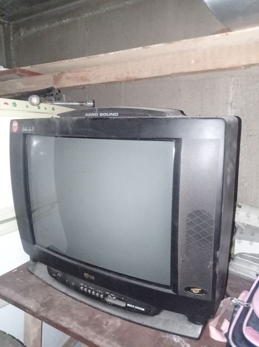 Продается телевизор