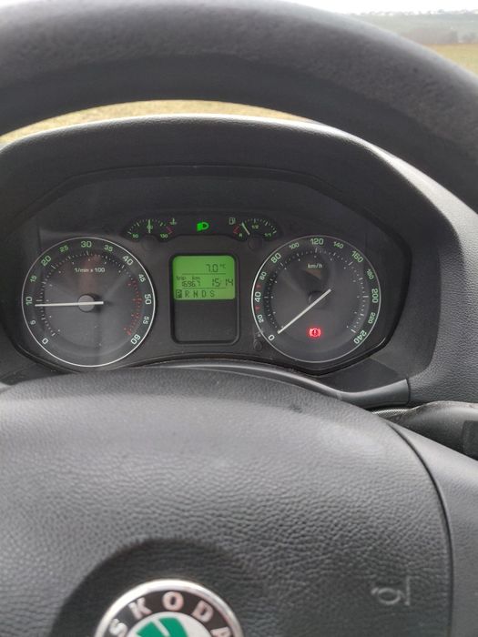 Vând Skoda octavia 2