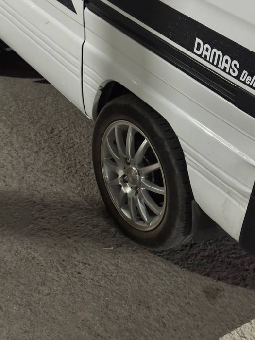 Продаю ОПТРА диски с шинами и переходник р15