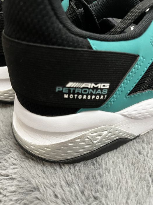 Adidasi Puma Mercedes Petronas