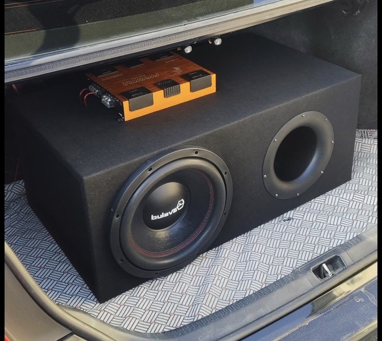 Продам сабвуфер Урал Булава 12 дюйм с усилком моноблок  сост идеяльный