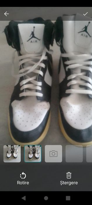 Vând adidași Air Jordan,negru cu alb ,nr.40 în stare bună!