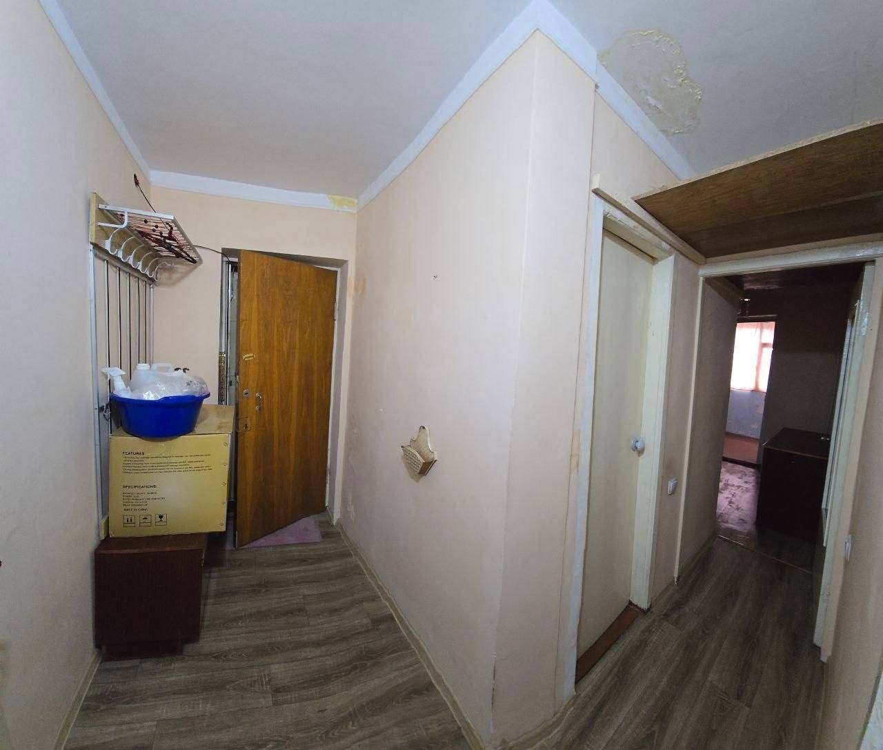 Продаю квартиру по линии Метро Чиланзар 1 комнатную 38м² Ул Казирабад