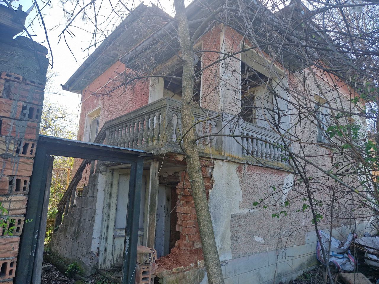 Продава се Къща в Велико Търново, Акация - 82 кв.м за 62 €/кв.м - Снимка #2