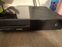 Vand x-box one  fara maneta