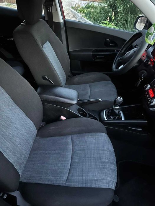 Kia ceed 1.6 Diezel 2012
