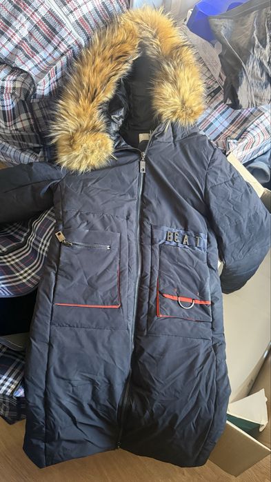 Зимний женский пуховик