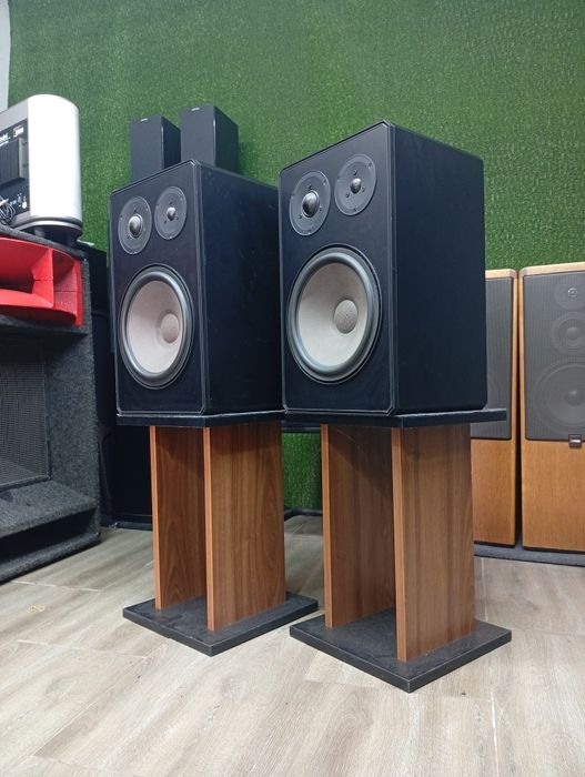 Тонколони BRAUN LS-100