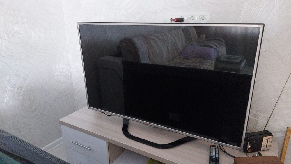 Телевизор LG 47LA615V-ZE