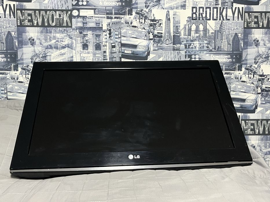 Телевизор LG, 32 дюйм диагональ