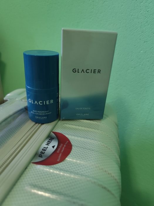 Apa de toaleta Glacier