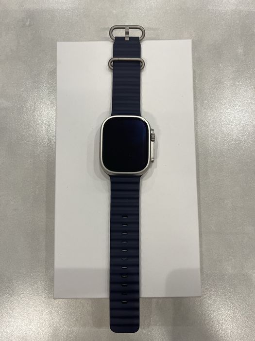 Apple Watch Ultra 2 Titanium (GPS + Cellular) 49MM - Ocean Band