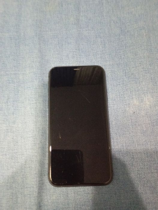Iphone 11 128 GB черный в хорошем состоянии на запчасти заблокирован