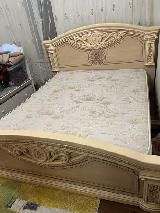 Срочно продам кровать