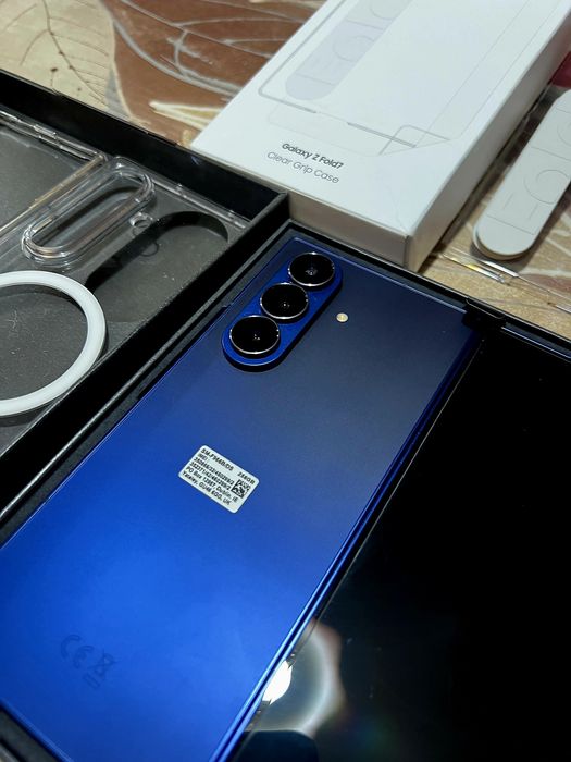 Samsung Galaxy Z Fold 7 Blue Shadow! Като нов! Гаранция!