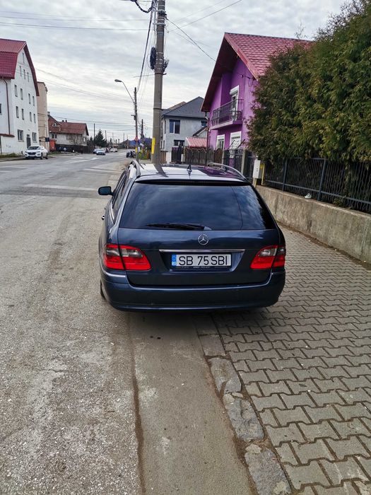 Mercedes w211 e class