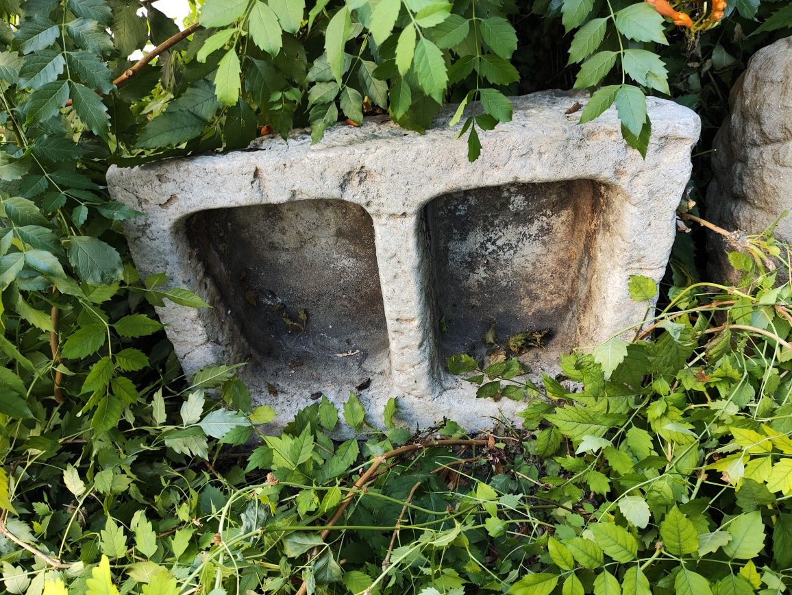 Каменно корито,Хромел