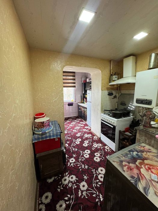 Chirchiqda 3 xonali kv srochna sotiladi