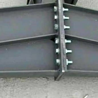 Vând hală metalică 10 X 20