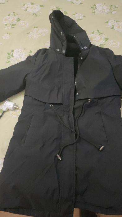 Продам куртку зимнюю