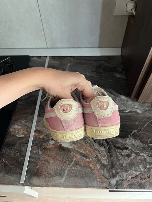 Pink puma suede adidas
