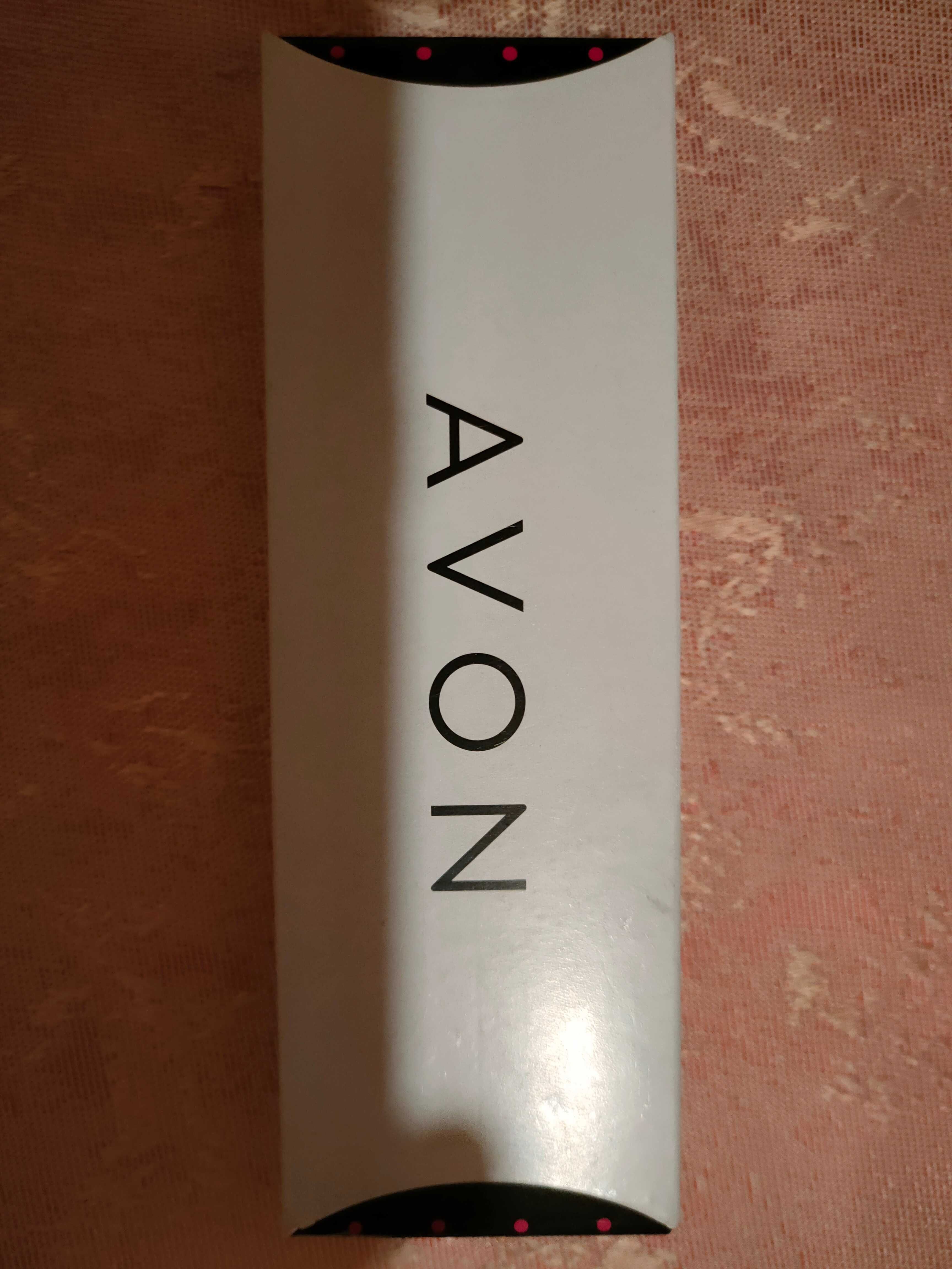 Нов часовник на AVON