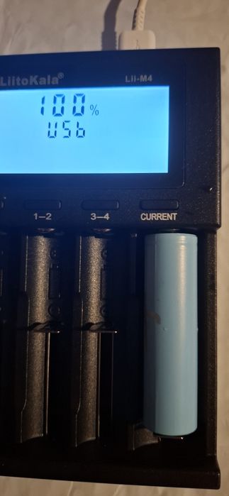 Încărcător inteligent LII-M4 profesional