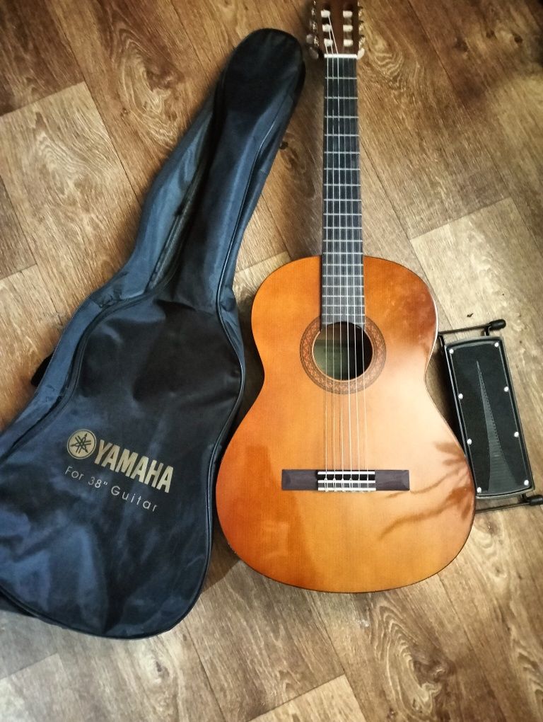 гитара ямаха с40