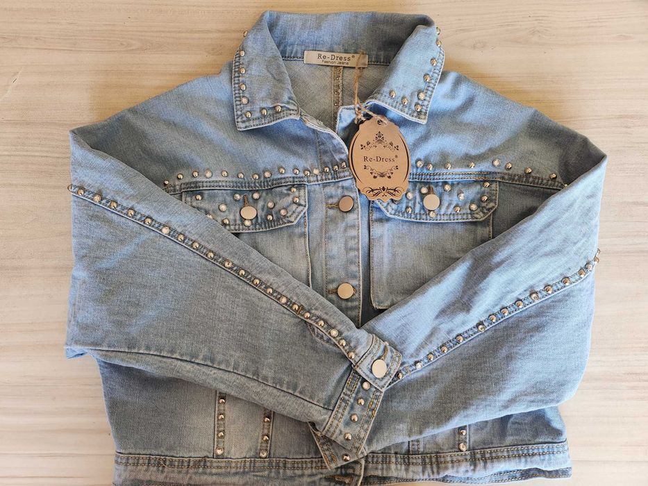 Дамско дънково яке