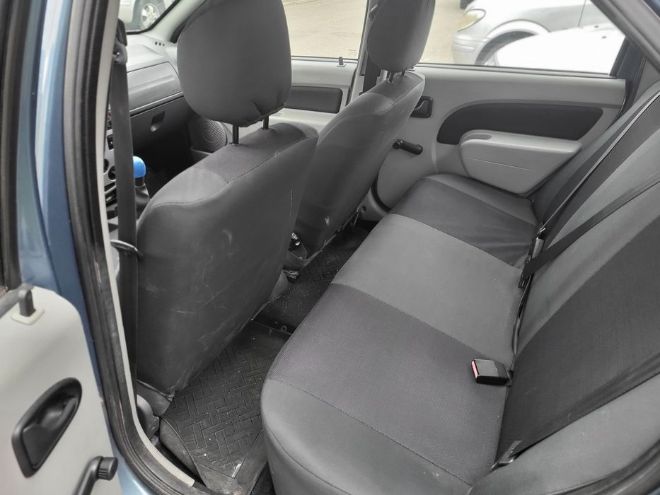 Vând Dacia Logan 1,5 dci