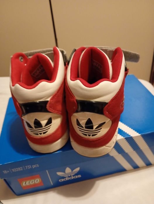 Bascheți Adidas originali nr.38