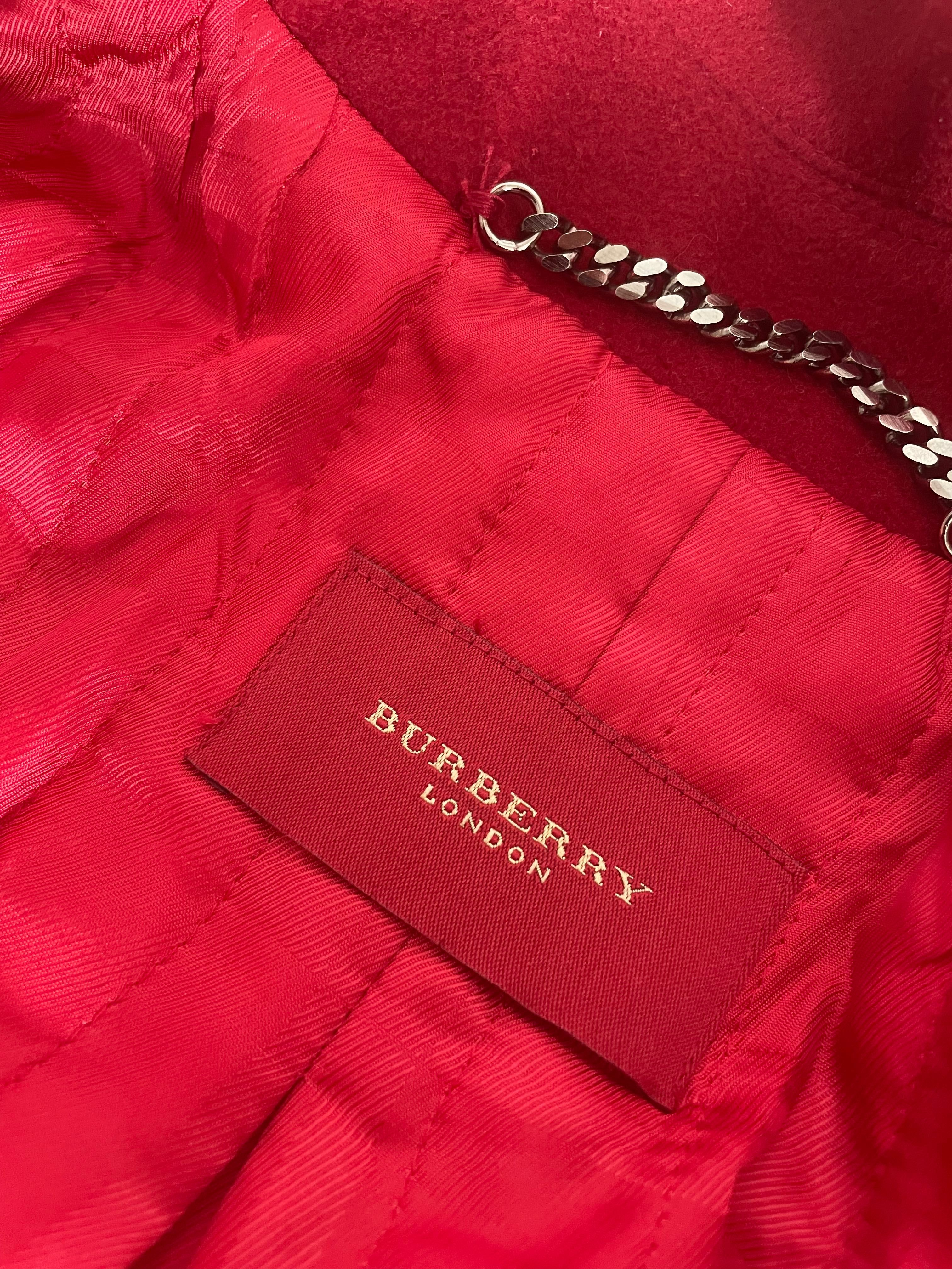 Ново дамско яке Burberry