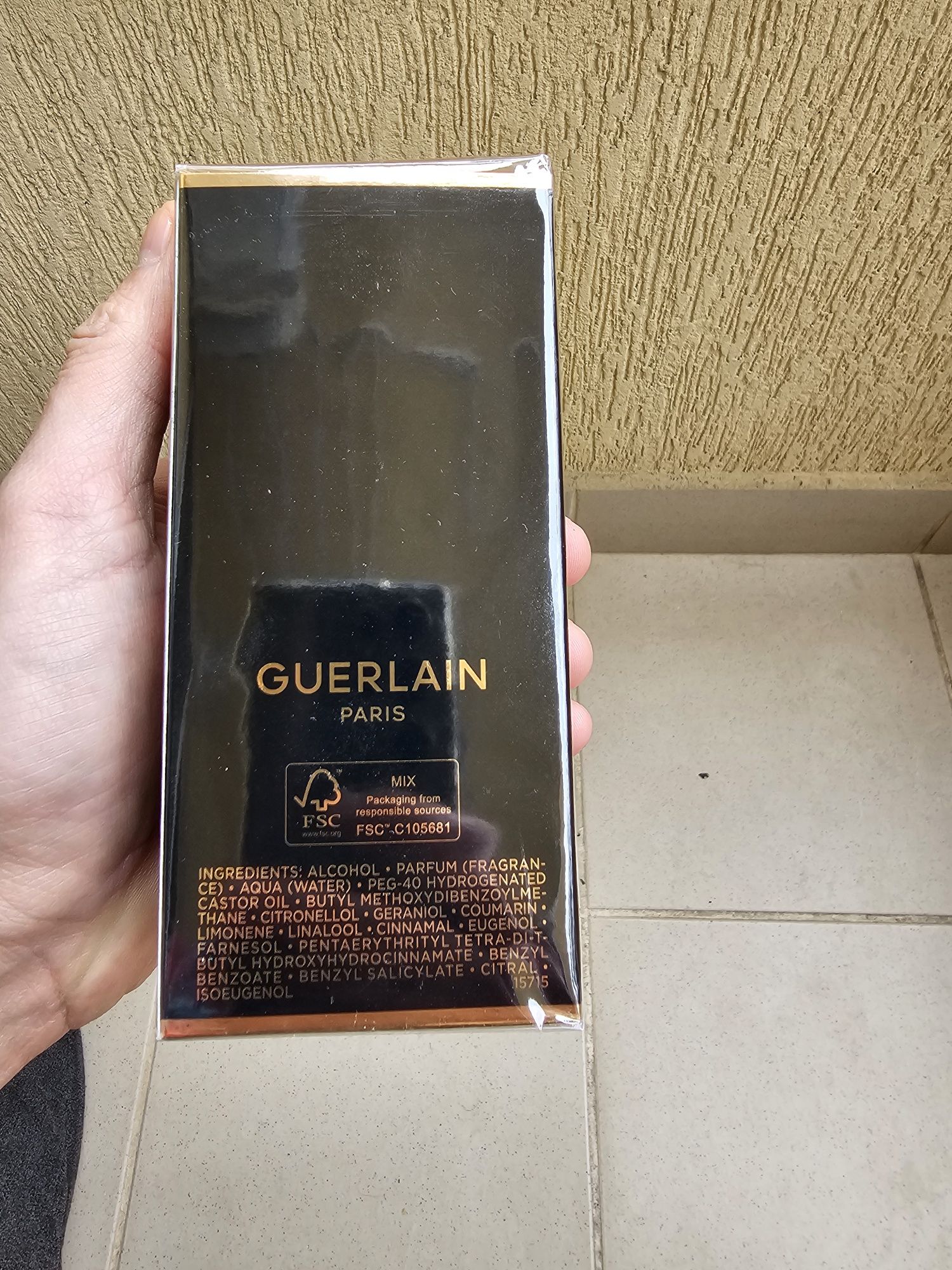 Парфюм Guerlain Les Absolus d’Orient Santal Royal