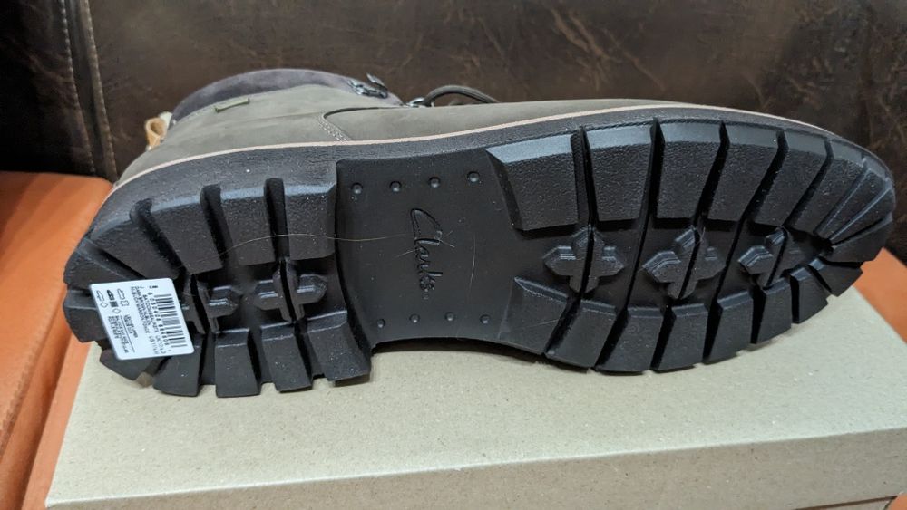 Clarks Goretex - нови водоустойчиви боти