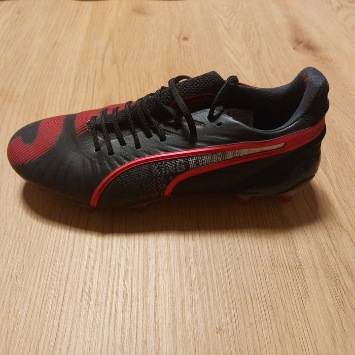 Ghete fotbal Puma King Elite Ultimate L.E FG/AG