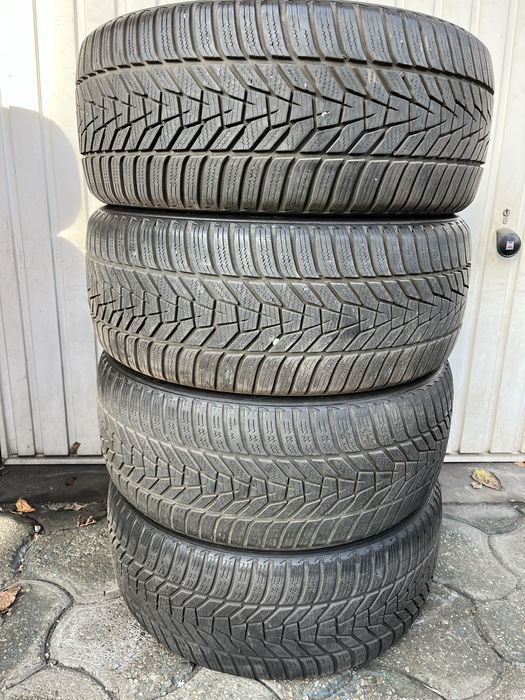 4 anvelope iarna 225/40 R18, DOT 2023!!! Hankook! 7mm profil!!