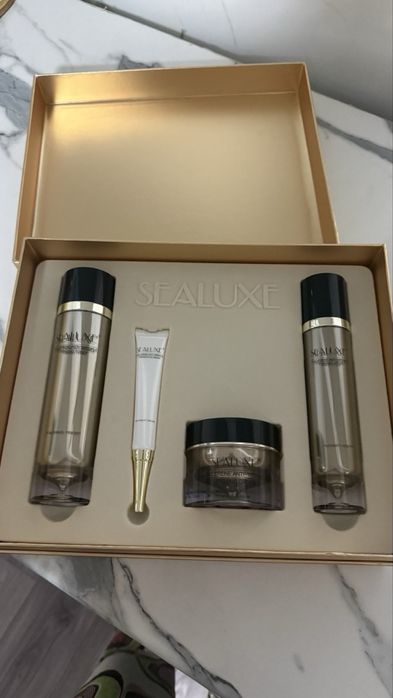 Омолаживающий Швейцарский набор SeaLuxe